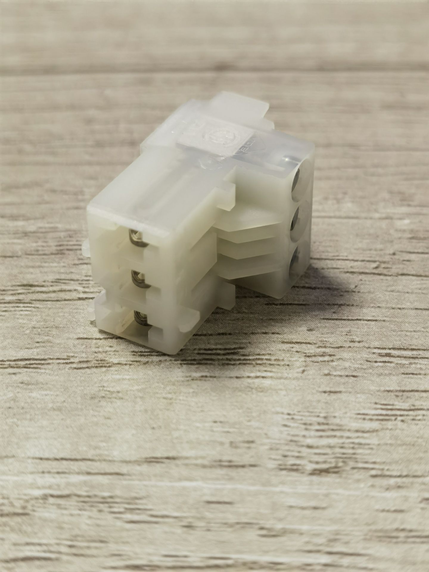 3611 03K01-2.jpg