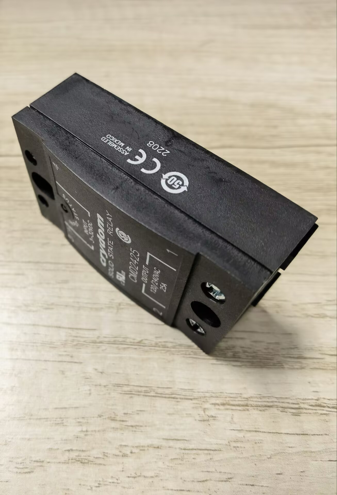 CMD2425-1.jpg